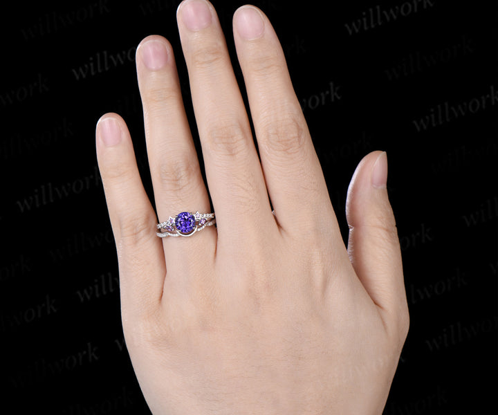 Round Cut Purple Sapphire Ring Set Art Deco Amethyst Star Moissanite Accent Promise Ring Moon Wave Wedding Band Unique Bridal Set