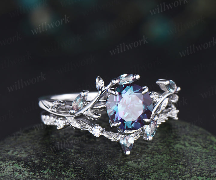 Vintage Round Alexandrite Leaf Bridal Ring Set & Leaf Vine Floral Engraved Alexandrite Men Wedding Ring Enchanted Couple Ring Set