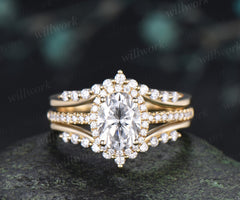 Vintage Oval Cut Moissanite Engagement Ring Diamond Halo Half Eternity Ring Curved Matching Stacking Enhancer Band Timeless Bridal Set
