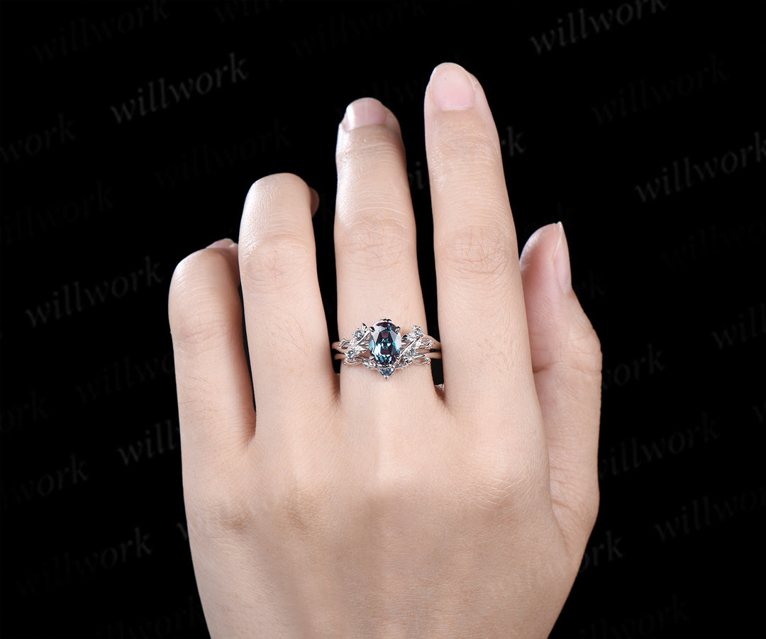 Nature Inspired Oval Alexandrite Ring Leaf Bridal Ring Set & Baguette Alexandrite Half Eternity Men Wedding Ring Unique Couple Ring Set