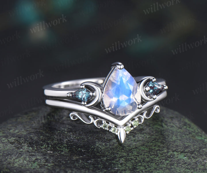 Pear shape moonstone ring set kite cut alexandrite art deco moon ring matching peridot curved band vintage bridal set