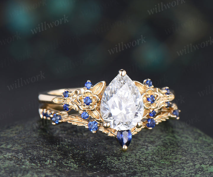 Vintage Pear IGI Lab Grown Diamond Engagement Ring Set Leaf Froral Blue Sapphire Accent Ring Nature Inspired Bridal Set