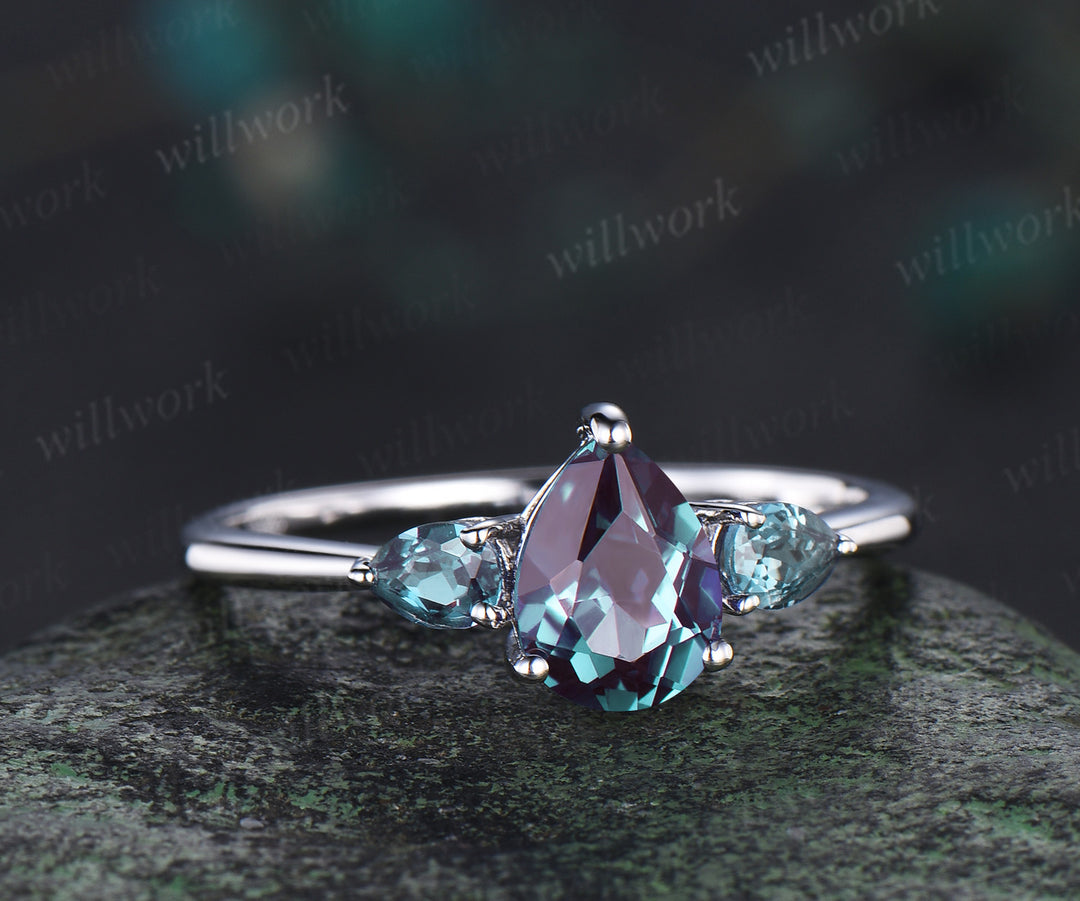 Teardrop alexandrite engagement ring minimalistic three stone unique pear shaped alexandrite ring June birthstone anniversary ring for women