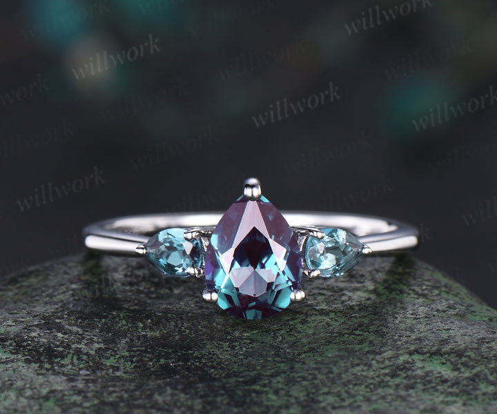 Teardrop alexandrite engagement ring minimalistic three stone unique pear shaped alexandrite ring June birthstone anniversary ring for women