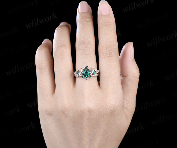 Kite cut emerald engagement ring set moon leaf nature inspired ring solid 14k white gold marquise emerald ring unique bridal set