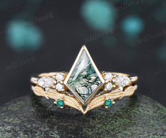 Kite cut moss agate engagement ring bezel setting seven stone ring leaf moissanite cluser matching band bridal set