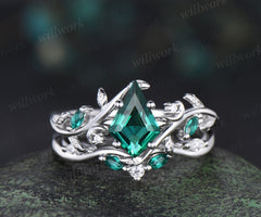 Kite cut emerald engagement ring set moon leaf nature inspired ring solid 14k white gold marquise emerald ring unique bridal set
