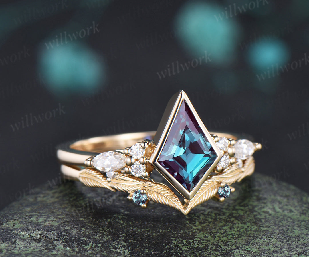 Vintage kite cut alexandrite engagement ring bezel setting seven stone ring leaf alexandrite matching band bridal set