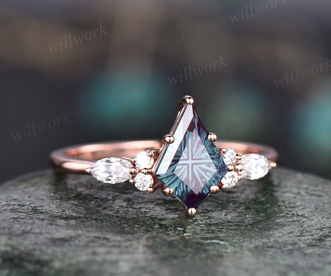 Kite Fantasy Cut Alexandrite Engagement Ring Set Moissanite Accent Seven Stone Promise Ring Curved Crown Wedding Band Unique Bridal Set