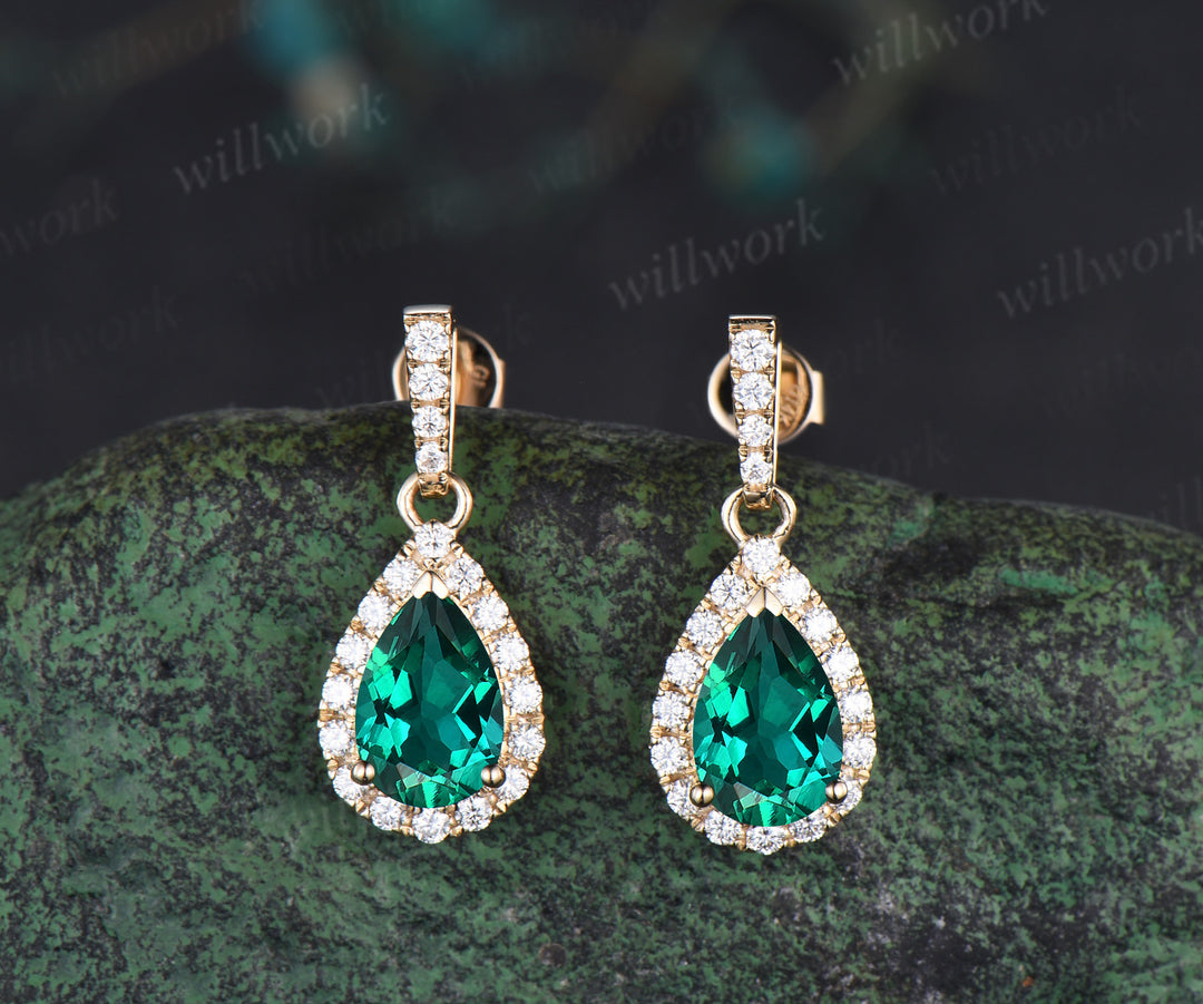 Pear cut emerald earrings diamonds moissanited halo vintage
