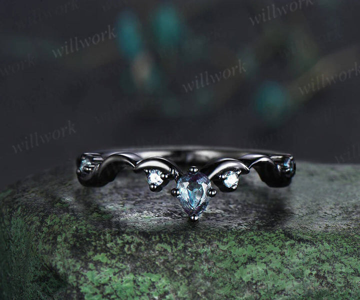 Gothic Black Moon Star Pear Shaped Alexandrite Engagement Ring 14k Black Gold Twig Leaf Vine Alexandrite Wedding Ring Set Anniversary Gift