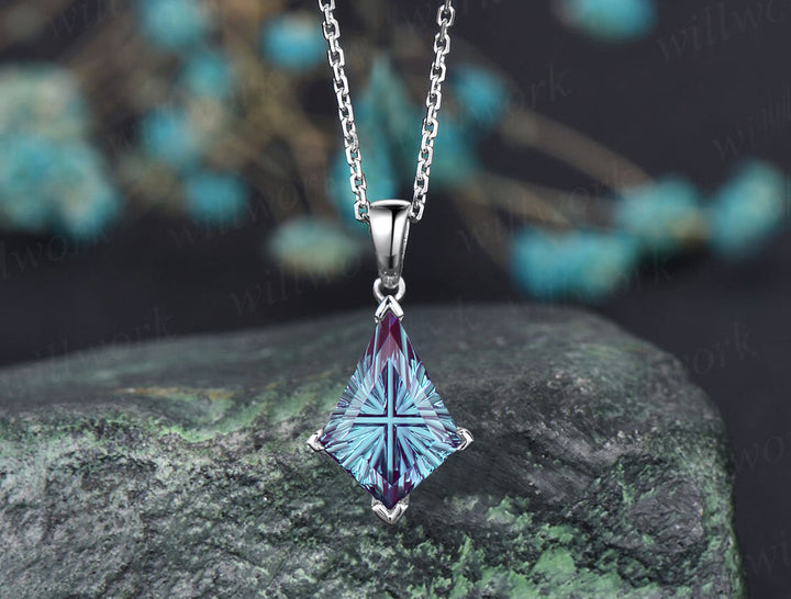 Fantasy Cut Alexandrite Necklace Minimalist Kite Shape Solitaire Color Change Gemstone Pendant June Birthstone Necklace Gift