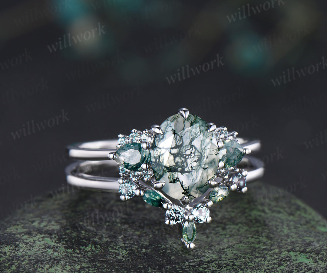 Oval Moss Agate Alexandrite Moss Agate Clusters Ring Set & Baguette Moss Agate Hammered Men Wedding Ring Enchanting Couple Ring Set