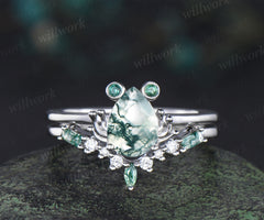 Unique moss agate engagement ring set Frog animal inspired green agate wedding set women pear shaped bridal set anniversary ring for girl