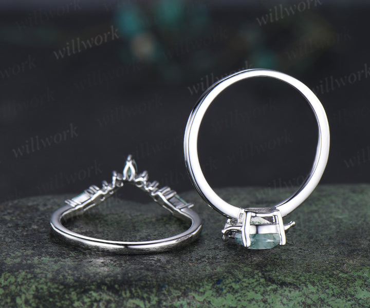 Unique moss agate engagement ring set Frog animal inspired green agate wedding set women pear shaped bridal set anniversary ring for girl