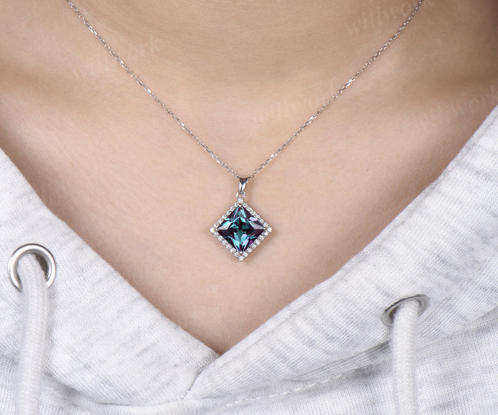 Princess cut alexandrite pendant necklace unique diamond halo color-change gemstone necklace for women