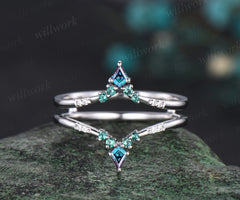 Unique Curved V Shaped Wedding Band Kite Alexandrite Round Emerald Moissanite Wedding Ring Art Deco 14k White Gold Anniversary Ring For Women