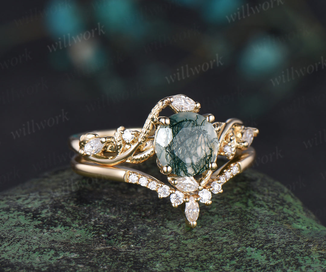 Round cut moss agate ring vintage yellow gold leaf Snake unique engagement ring twisted diamond bridal wedding ring women