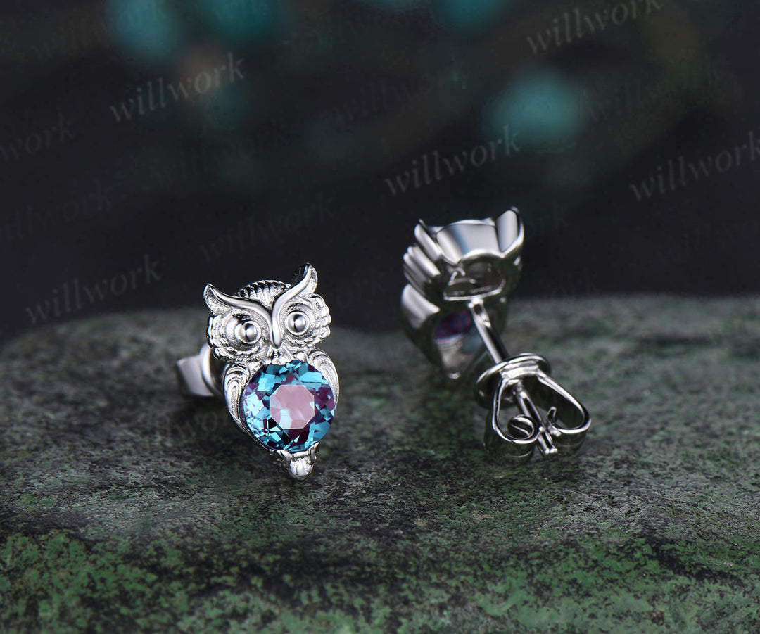 Owl Alexandrite Stud Earrings white gold Solitaire Round Color-Change Alexandrite Hypoallergenic Earrings Animal Inspired Gemstone Jewelry