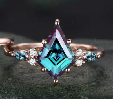 8x11mm kite cut Alexandrite ring solid 14k rose gold unique Alexandrite engagement ring set emerald diamond promise bridal ring set women