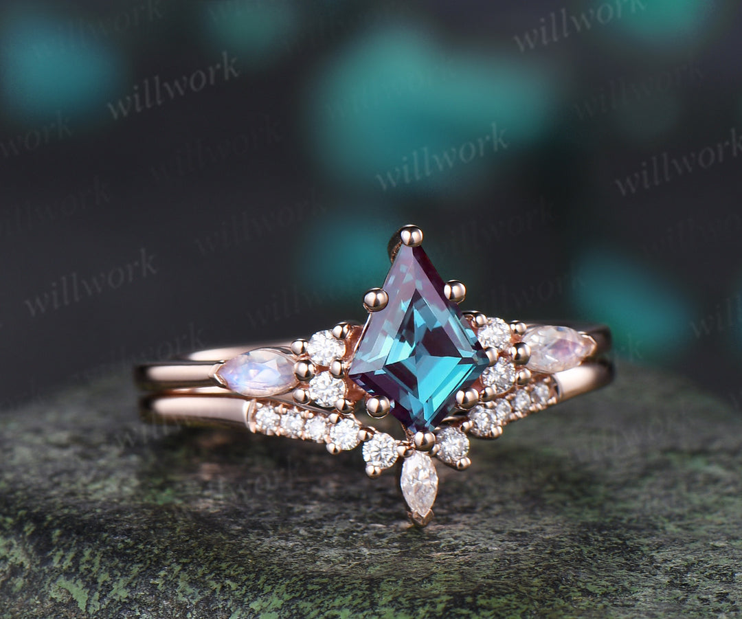 Vintage Alexandrite engagement ring set kite cut ring rose gold art deco marquise cut V prong moonstone ring  moissanite wedding ring bridal set
