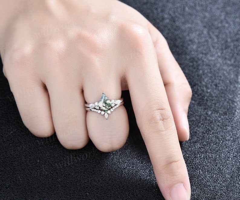 READY TO SHIP: 2PC Kite Cut Moss Agate Engagement Ring Set - Sterling Silver - Ring Size: 11 US