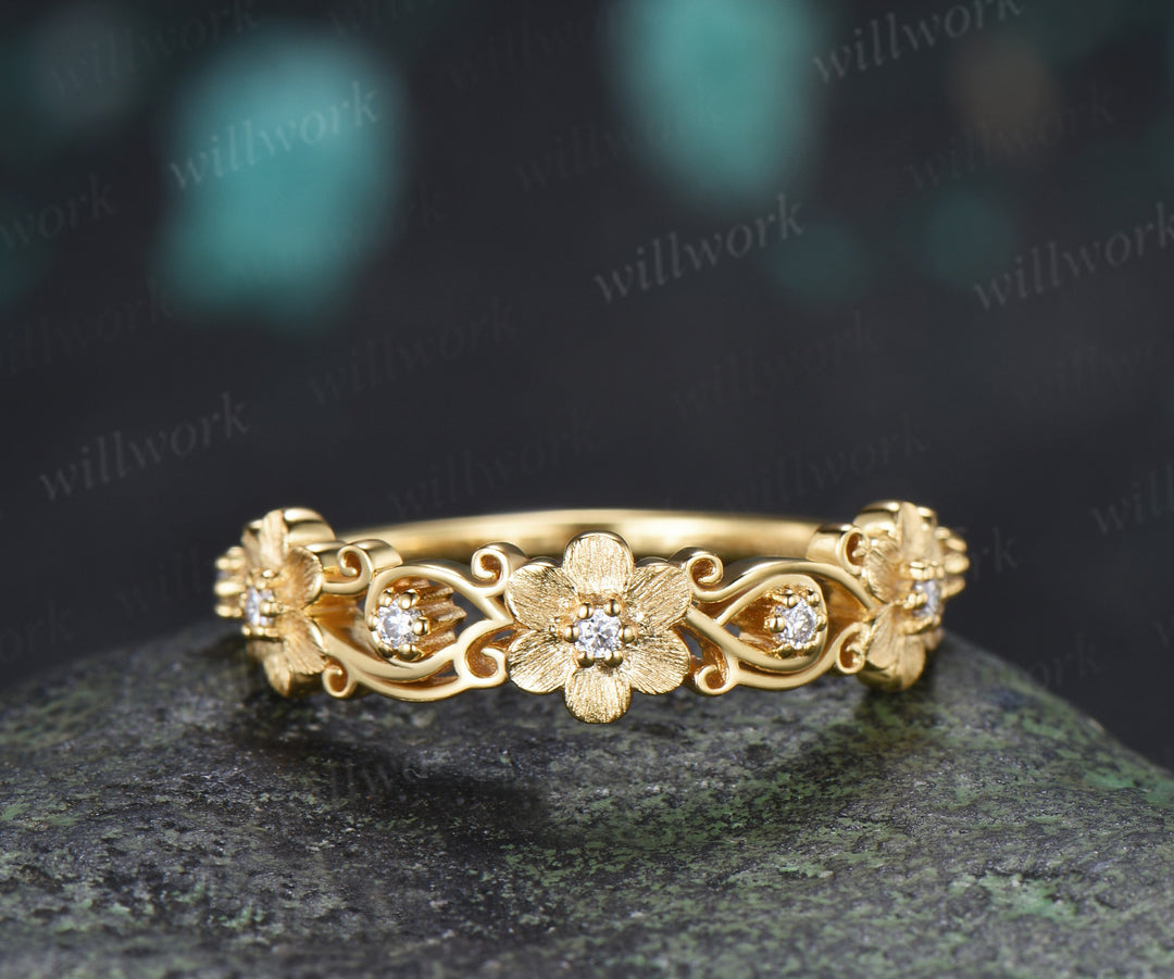 Vintage Floral Wedding Ring Filigree Diamond Accent Stacking Ring Dainty Flower Ring for Women