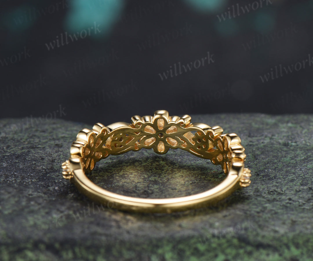 Vintage Floral Wedding Ring Filigree Diamond Accent Stacking Ring Dainty Flower Ring for Women