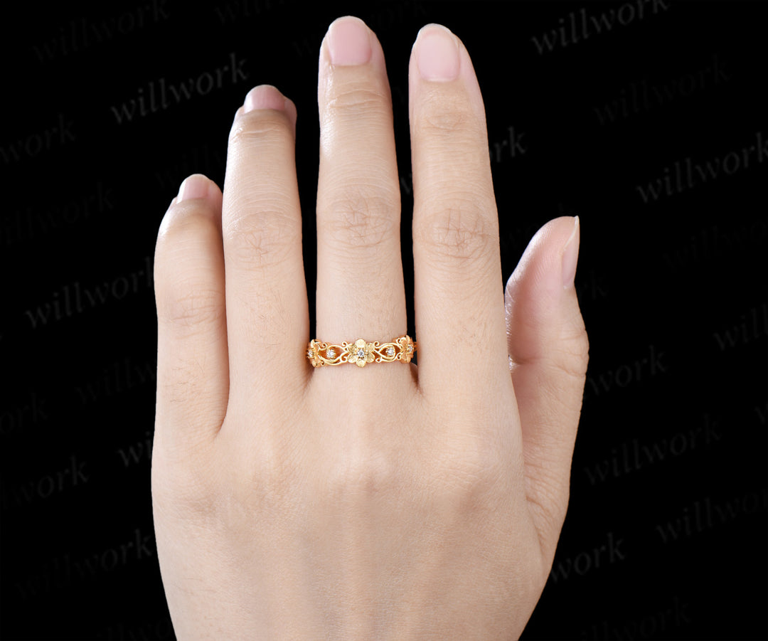 Vintage Floral Wedding Ring Filigree Diamond Accent Stacking Ring Dainty Flower Ring for Women
