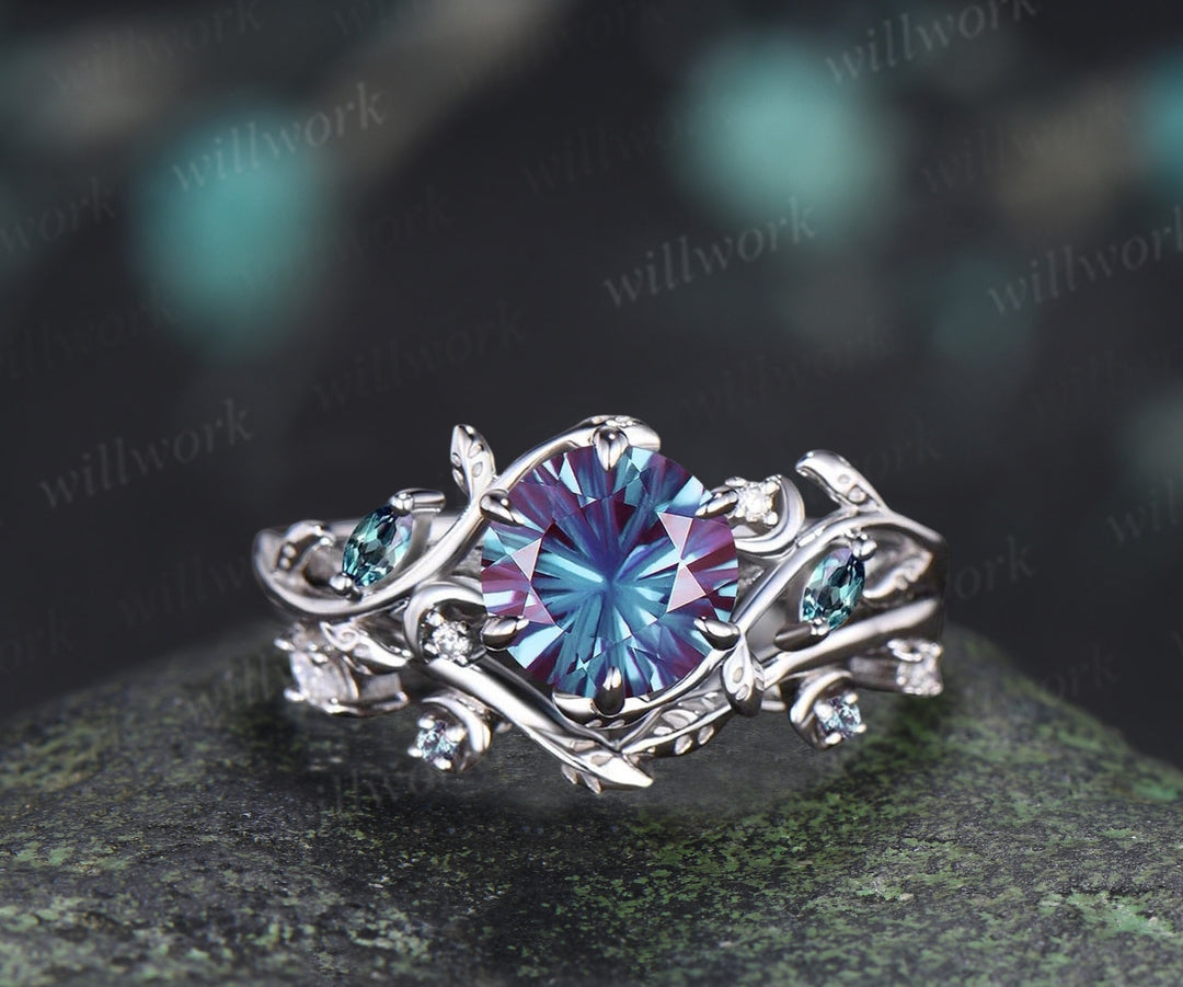 Fireworks Cut Alexandrite Ring Set Leafy Vine Art Deco Moon Ring Twig Diamond Alexandrite Matching Band Vintage Bridal Set