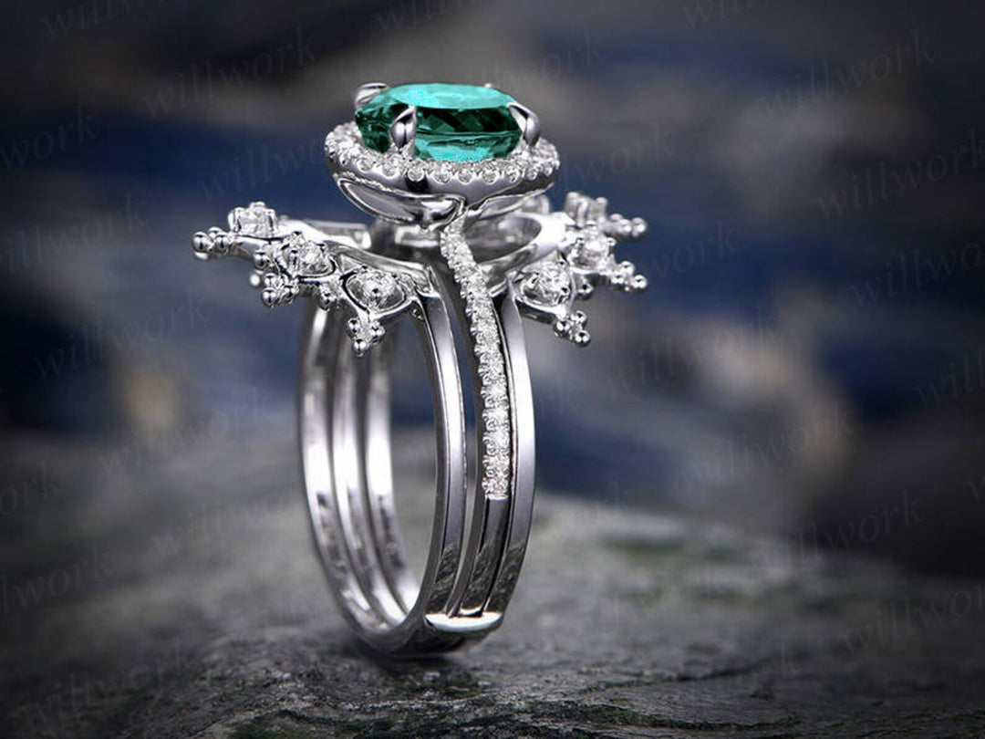 Emerald wedding bridal set emerald engagement ring set solid 14k white rose gold diamond halo crown unique vintage matching wedding ring set