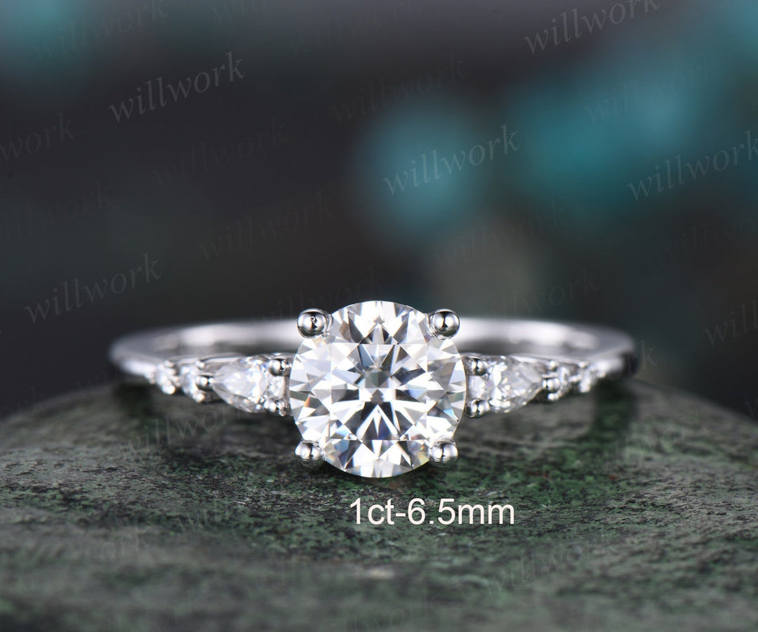 Round IGI lab-grown diamond engagment ring vintage pear-diamond-accented promise ring 14k white gold dainty minimalist wedding ring women gifts