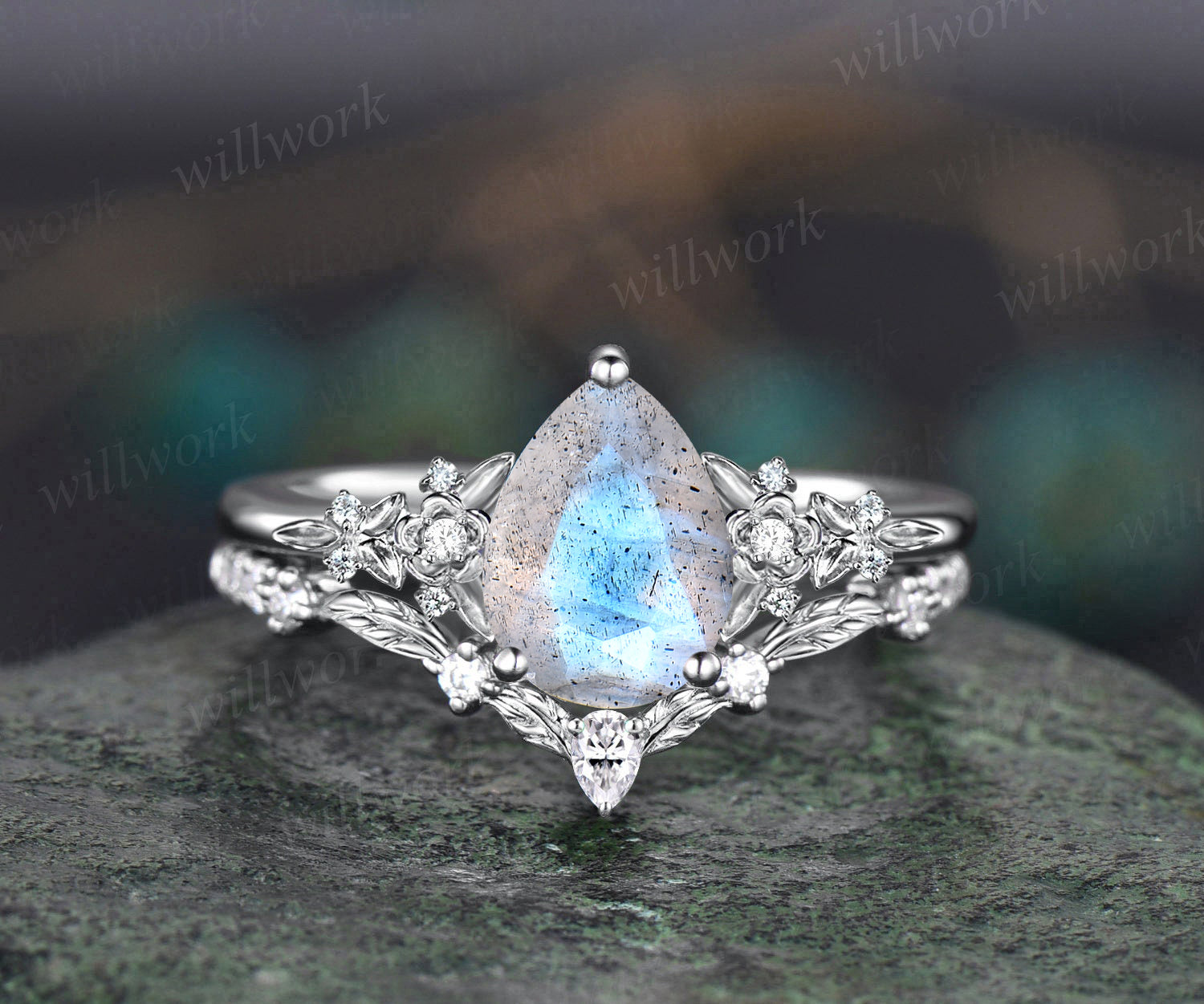 Sterling Silver popular Pear Shaped Natural Labradorite Engagement Ring Set Vintage Labradorite Moonstone Ring Women Blue Gemstone Bridal Ring Set