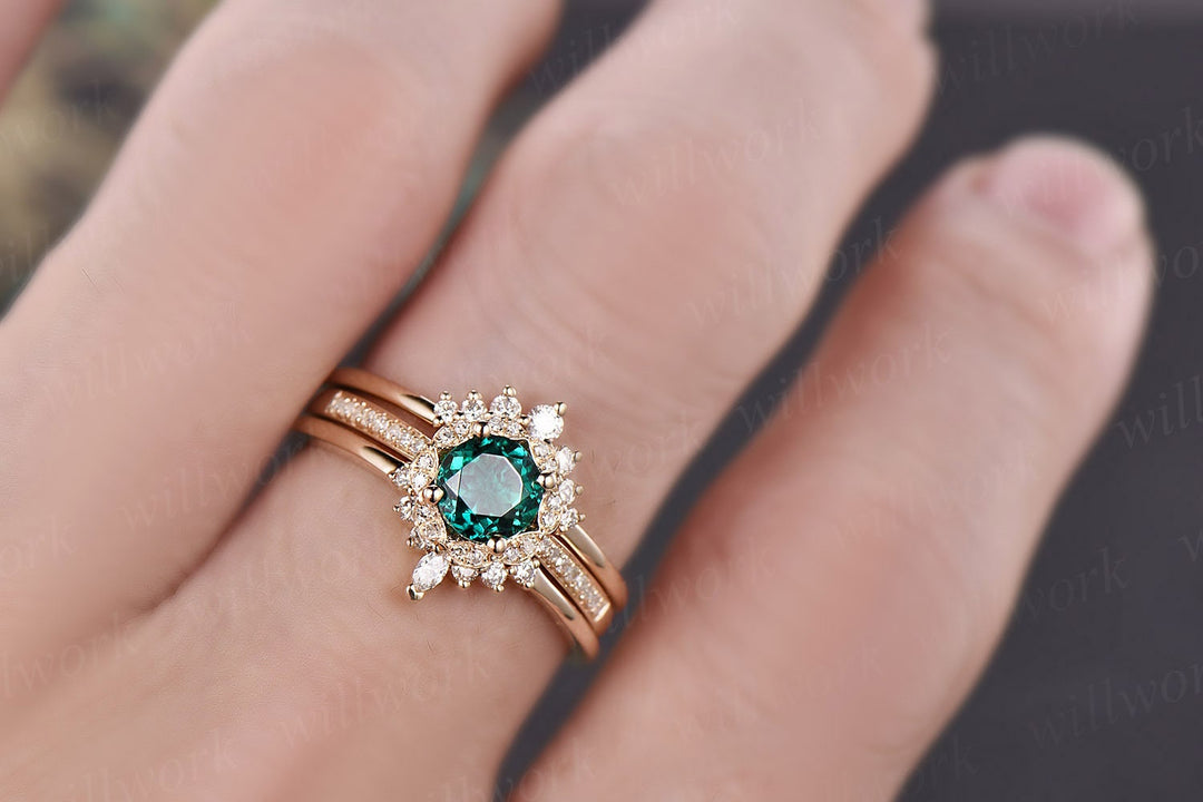3pcs emerald engagement ring set yellow gold May birthstone matching flower crown diamond halo ring moissanite wedding bridal ring band set
