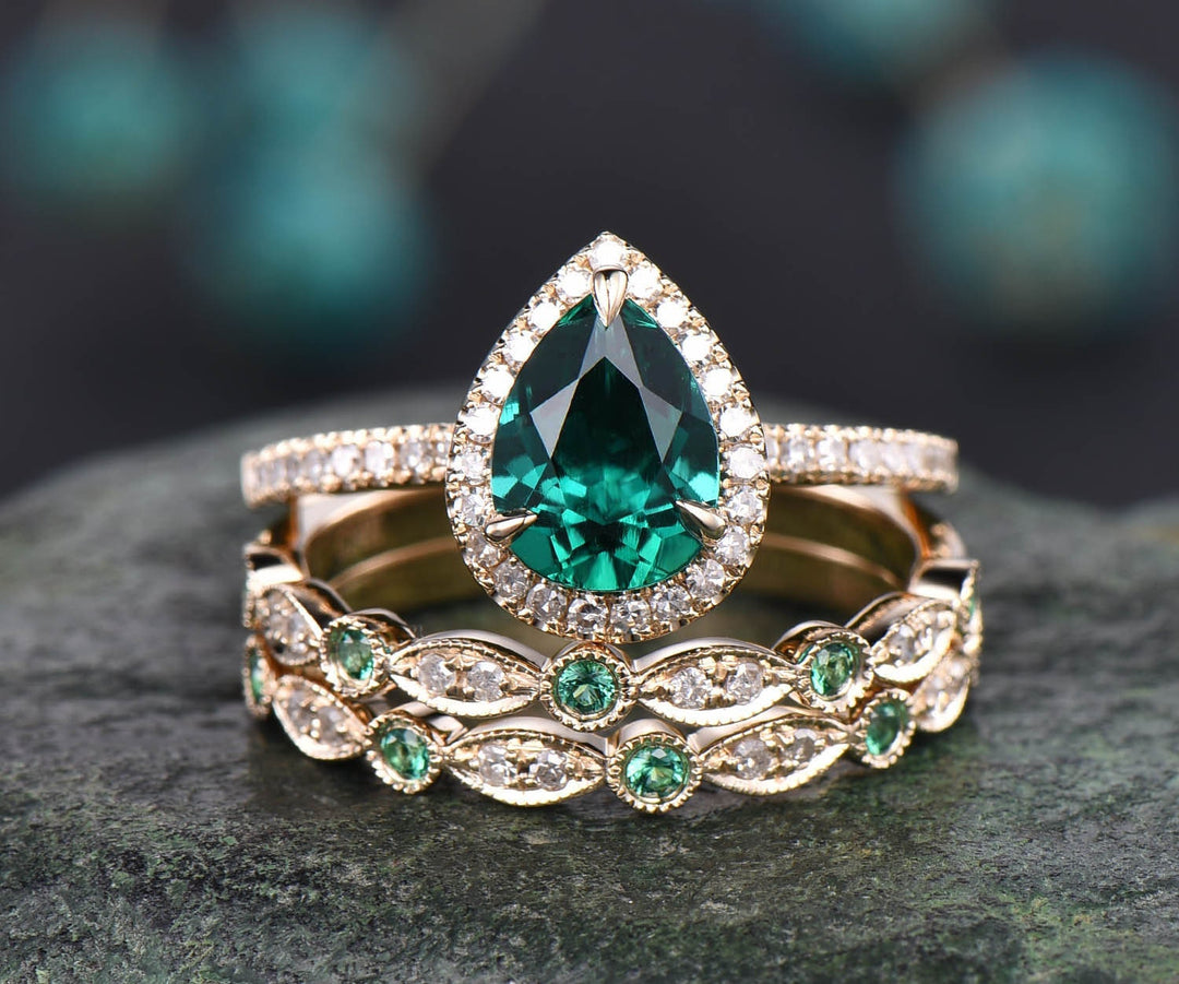 Vintage unique pear shaped emerald engagement ring set halo diamond 14k rose gold art deco natural emerald wedding band May birthstone ring