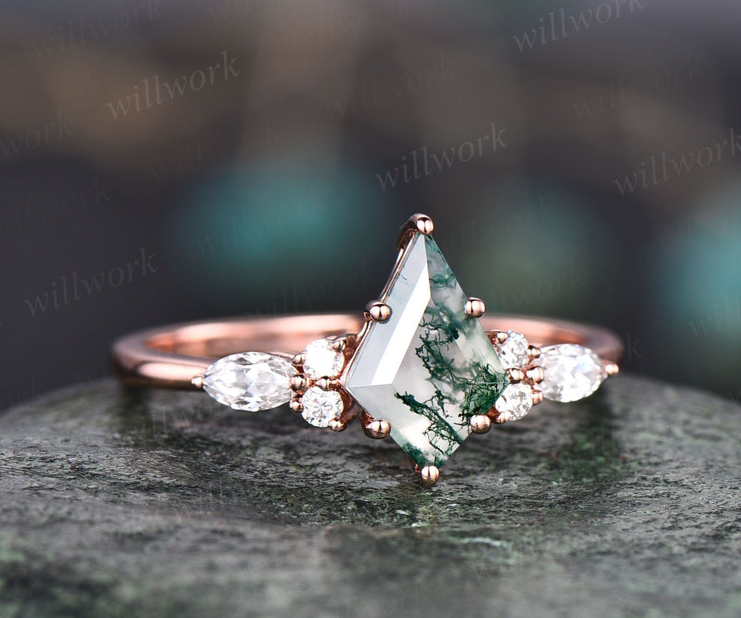 Kite cut moss agate ring vintage rose gold 6 prong unique engagement ring set women Baguette moissanite stacking bridal ring set gemstone