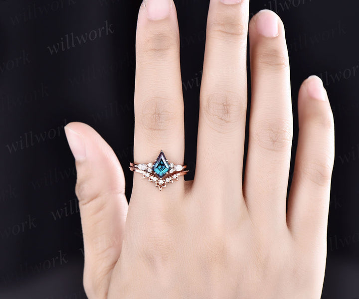 Custom order 925 sterling silver Alexandrite engagement ring set kite cut ring wedding band
