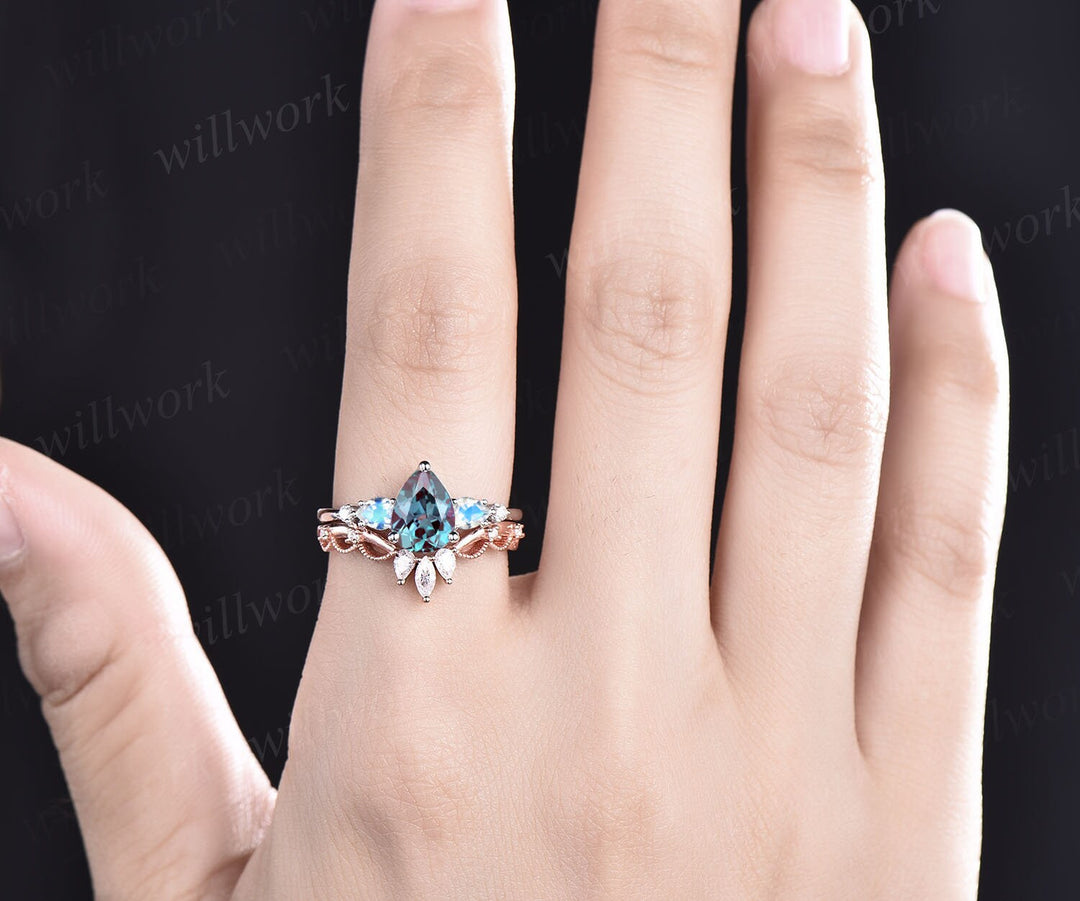 Pear shaped moonstone Alexandrite engagement ring set vintage minimalist unique engagement ring antique crown moissanite ring gold for women