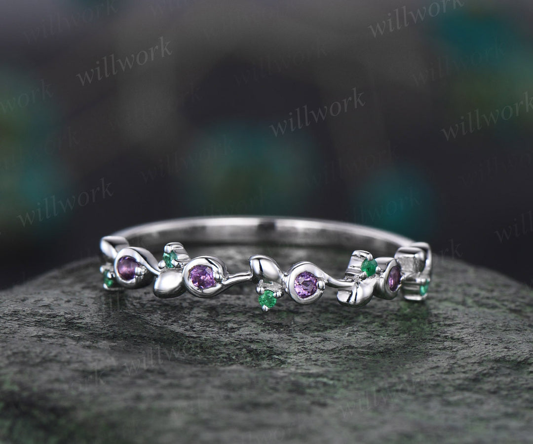Vintage natural emerald ring emerald wedding band amethyst ring wedding band unique ring May birthstone ring graduation anniversary gift