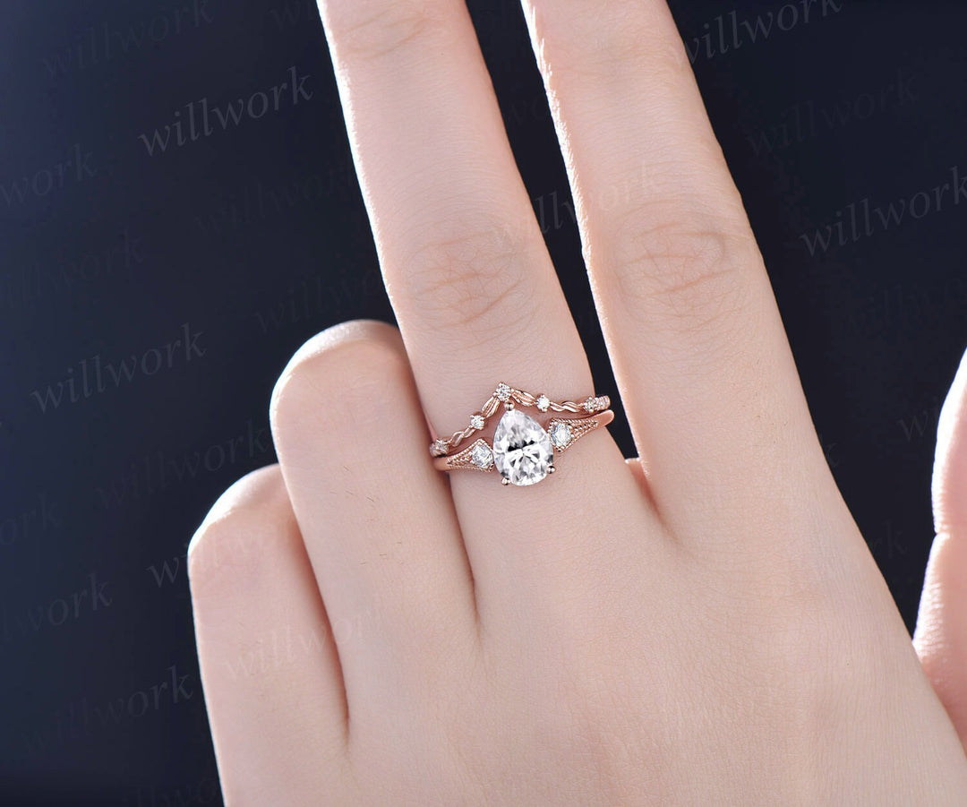 Vintage pear IGI Lab grown diamond engagement ring set leaf art deco diamond ring set three stone Milgrain antqiue wedding ring set women gift