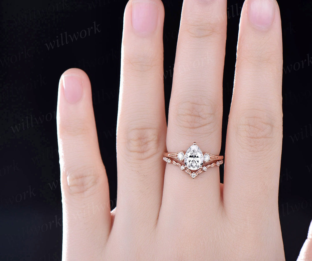 Vintage pear IGI Lab grown diamond engagement ring set leaf art deco diamond ring set three stone Milgrain antqiue wedding ring set women gift