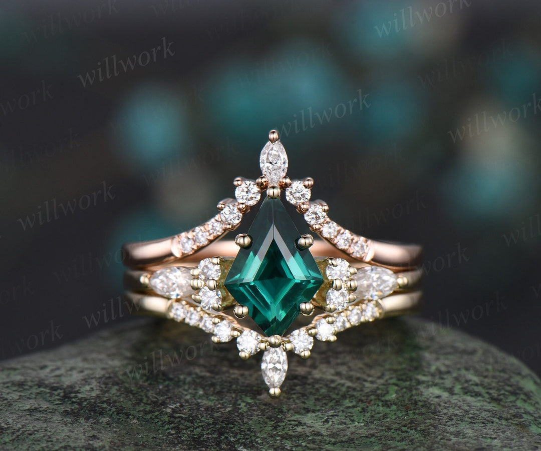 Kite cut green emerald engagement ring solid 14k yellow gold stacking moissanite wedding bridal ring set women gemstone jewelry