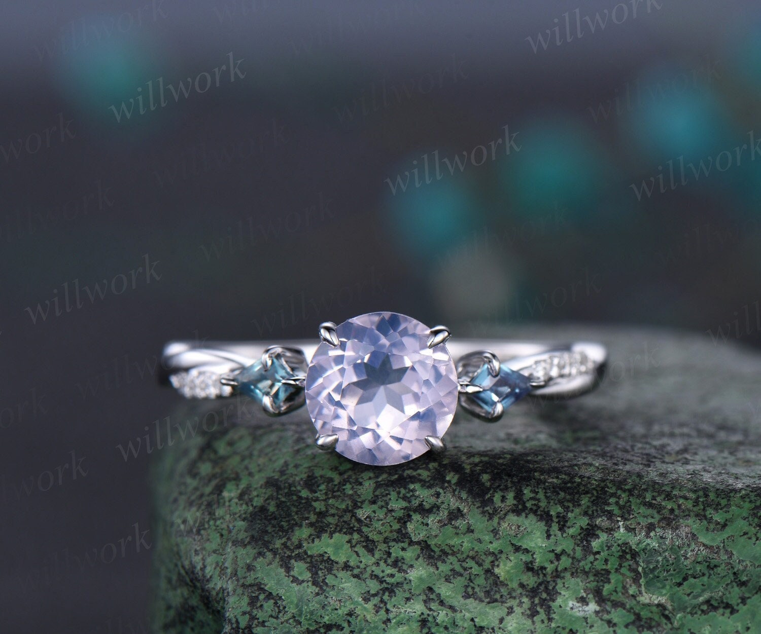 Round cut Lavender Amethyst engagement ring white gold kite