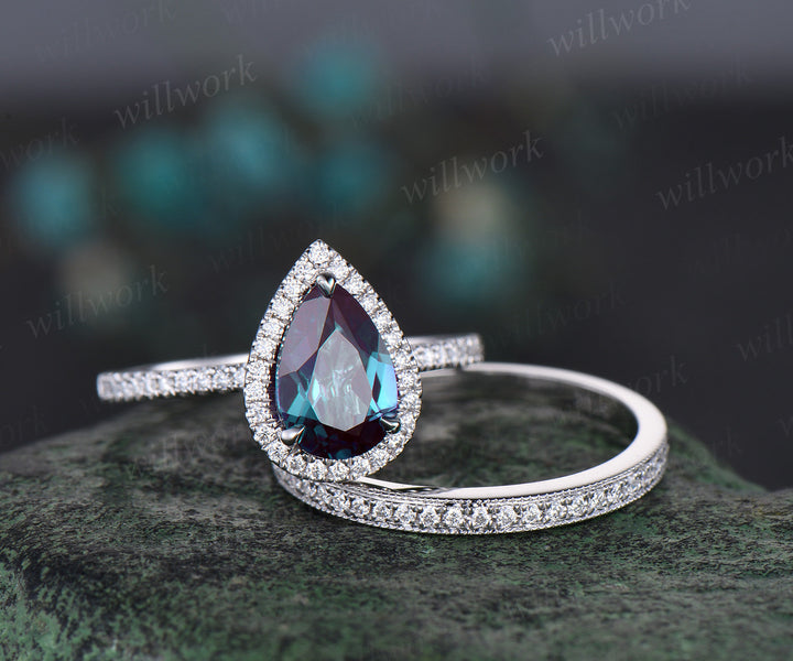 Pear shaped Alexandrite ring vintage white gold halo unique engagement ring set women half eternity diamond bridal ring set jewelry