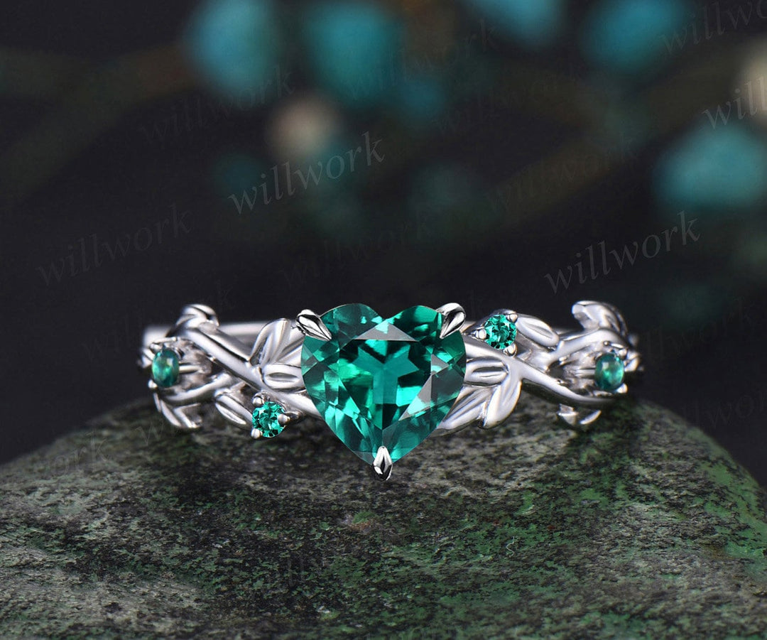 Vintage heart shaped green emerald engagement ring white gold nature inspired leaf opal wedding band enhancer twisted bridal ring set women