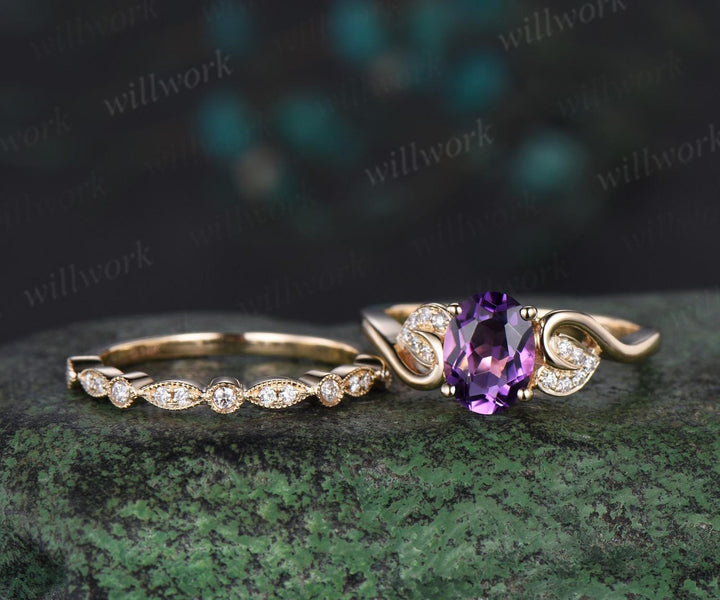 Oval cut purple amethyst ring vintage yellow gold leaf nature inspired engagement ring set half eternity Milgrain diamond bridal set women