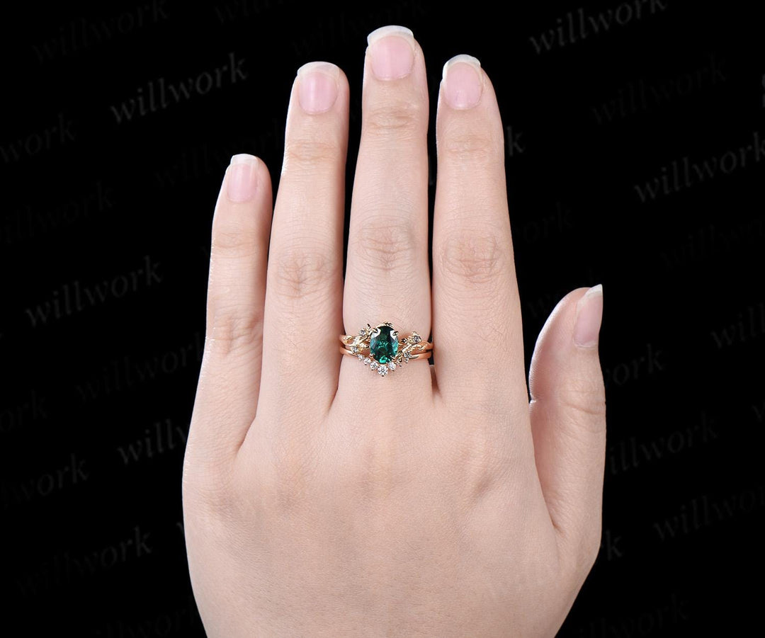 Oval cut green emerald engagement ring set leaf alexandrite ring 14k yellow gold moissanite promise ring her unique bridal set women