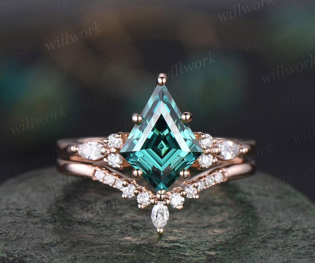8x11mm kite cut green moissanite ring vintage unique engagement ring set solid 14k yellow gold art deco retro promise wedding ring set women