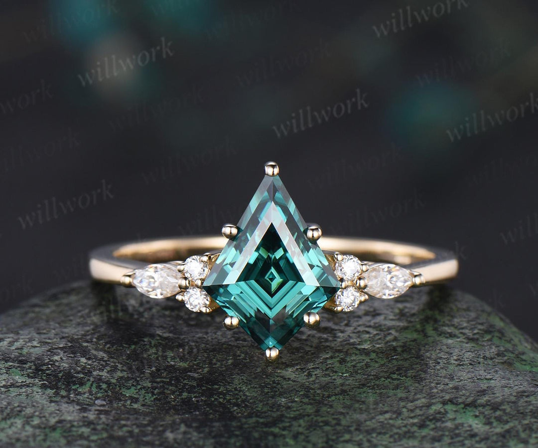 8x11mm kite cut green moissanite ring vintage unique engagement ring set solid 14k yellow gold art deco retro promise wedding ring set women