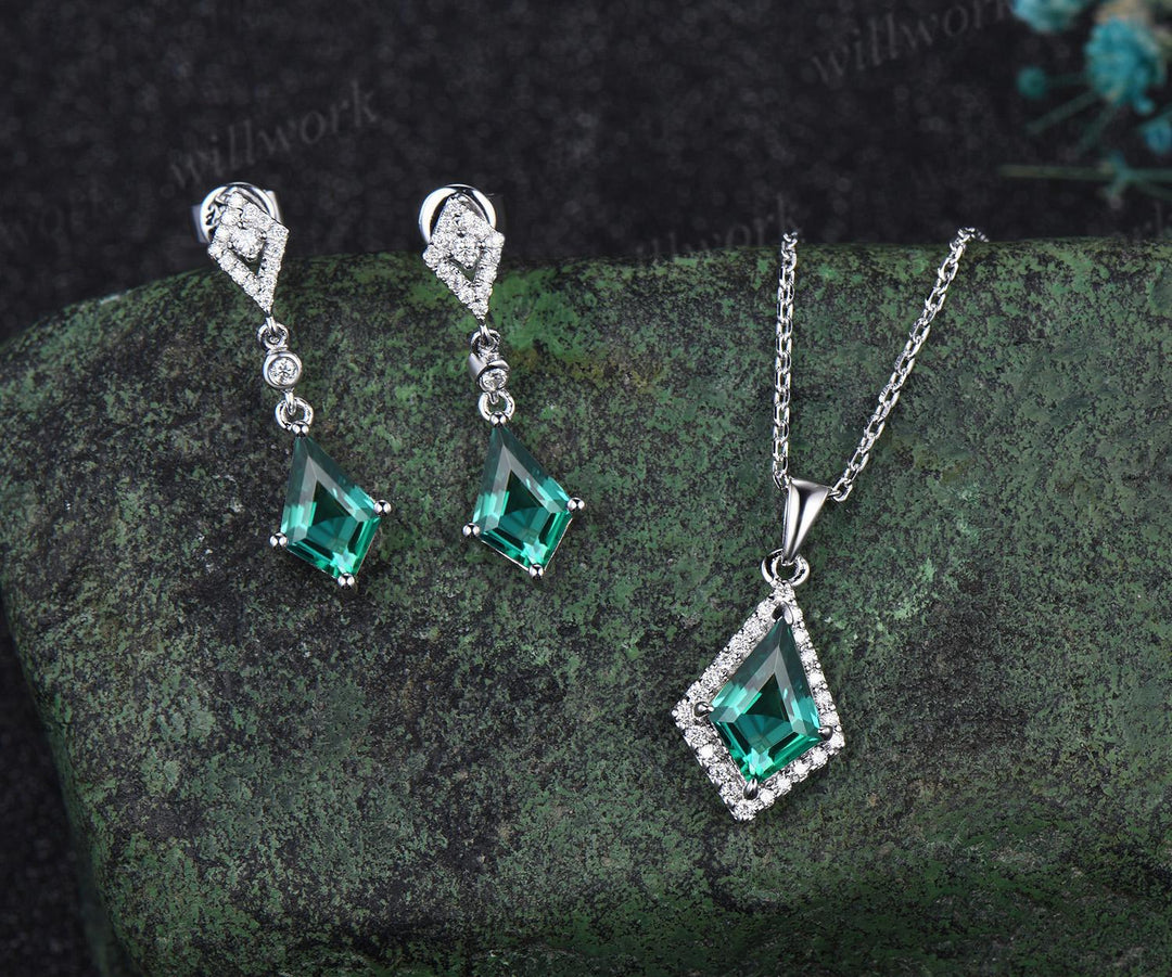Kite cut green emerald earrings necklace set solid 14k white gold bezel halo moissanite unique pendant for Women anniversary gift